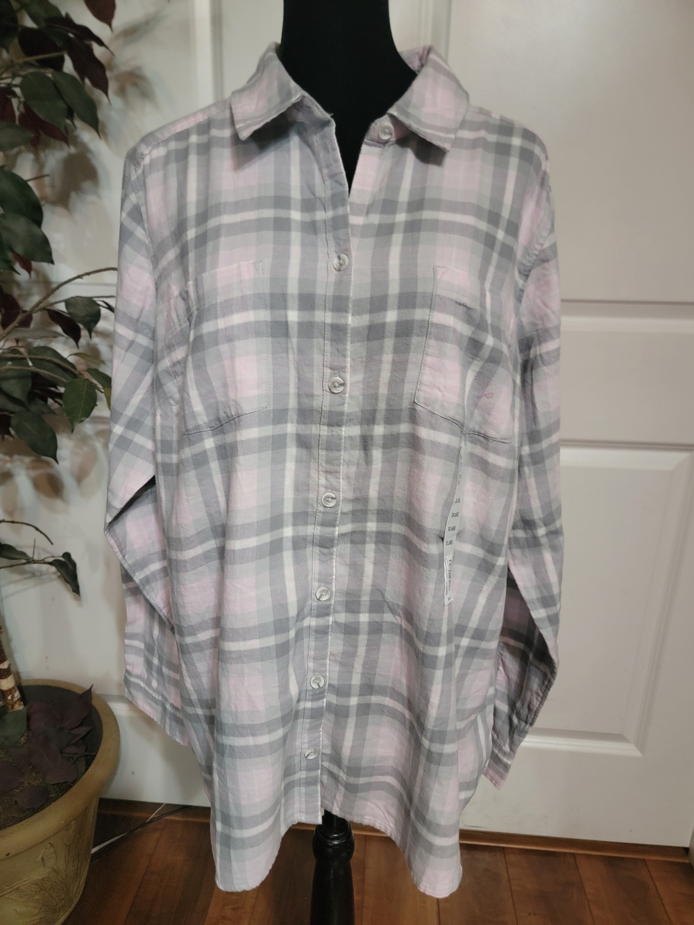 (#56) croft & barrow Pink and Gray Plaid Button-Down Shirt